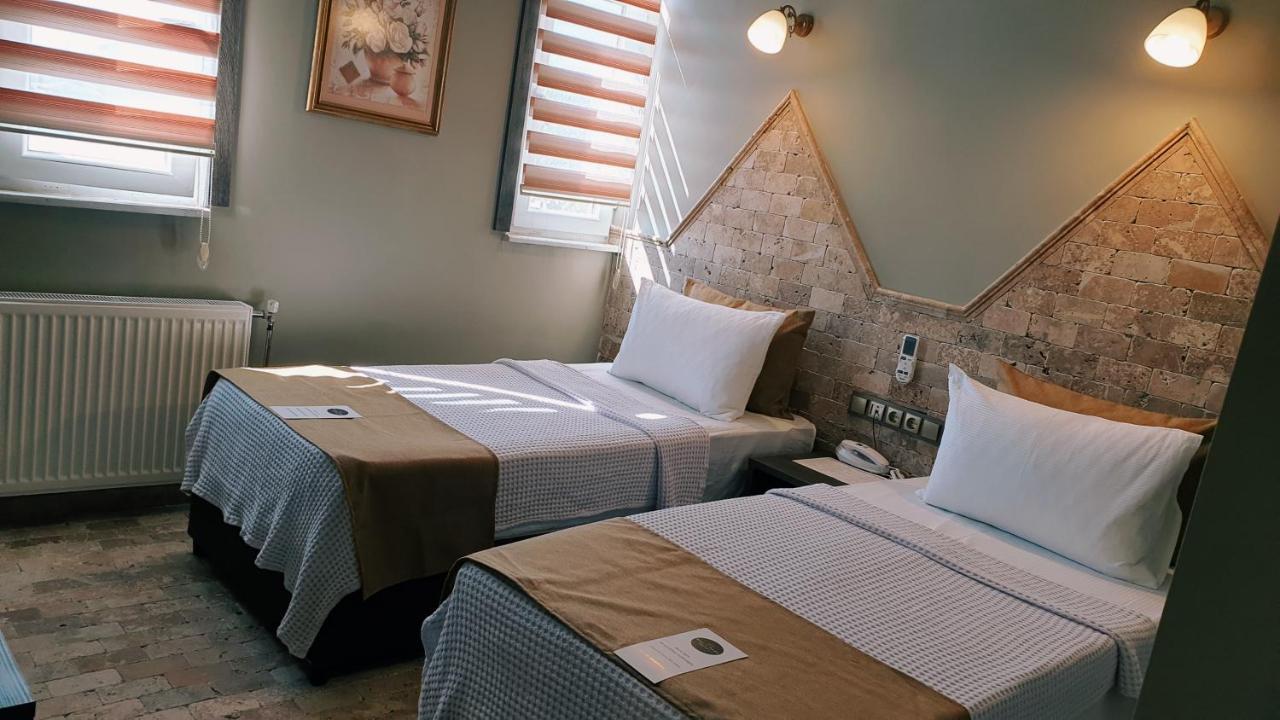 Royal Park Hotel Corlu Bed And Breakfast 泰基尔达 外观 照片