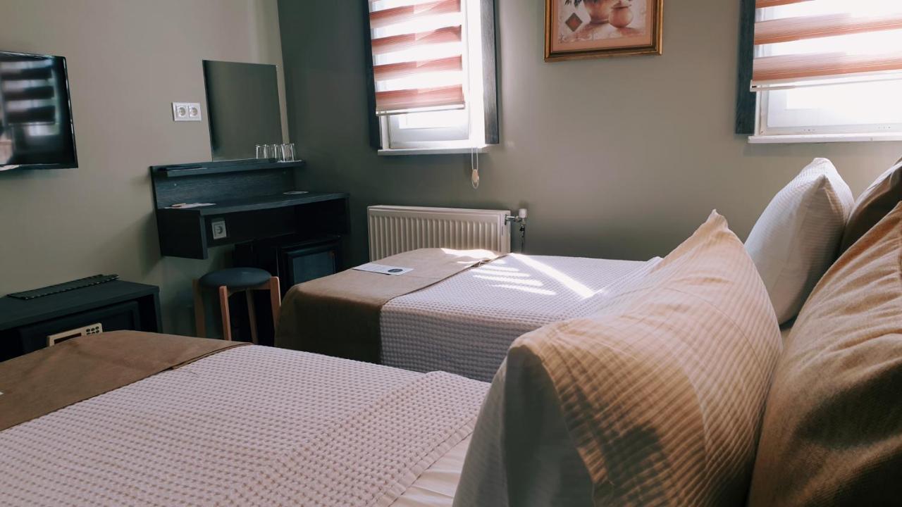 Royal Park Hotel Corlu Bed And Breakfast 泰基尔达 外观 照片