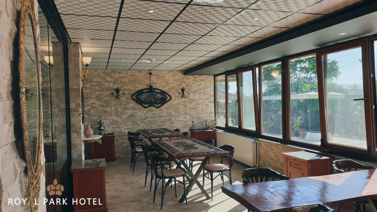 Royal Park Hotel Corlu Bed And Breakfast 泰基尔达 外观 照片