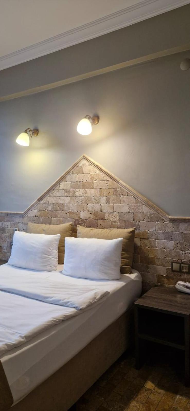 Royal Park Hotel Corlu Bed And Breakfast 泰基尔达 外观 照片